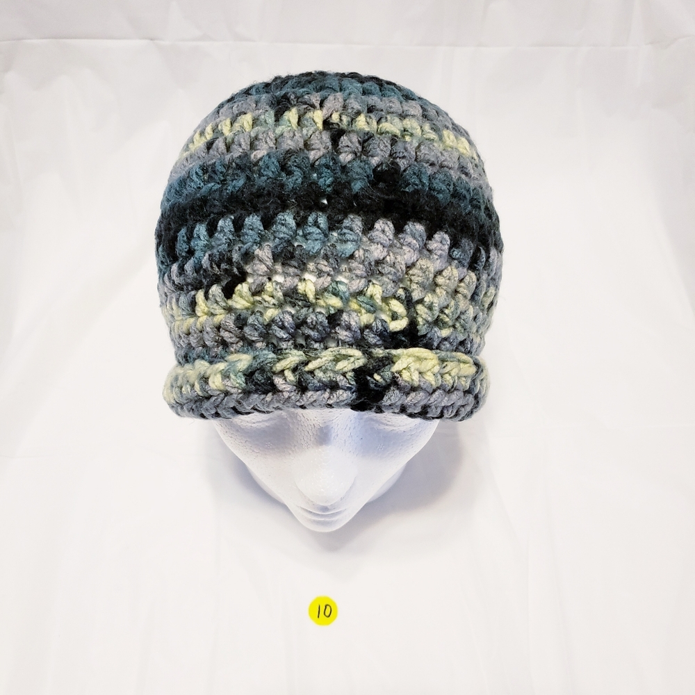 Crocheted hat: #10 - Picture 4 of 5